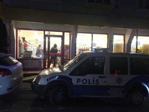 Ümraniye’de silahlı market soygunu