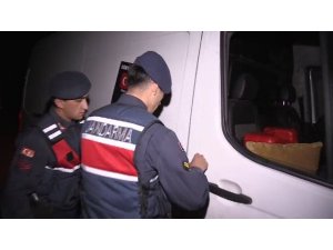 Osmangazi Köprüsünde 48 kaçak göçmen yakalandı