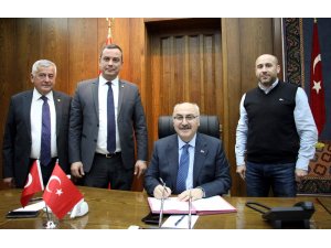 Aydın incirine değer katacak tesis için imzalar atıldı