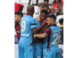 Trabzonspor’un forvet üçlüsü ikinci yarıyı iple çekiyor