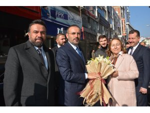 AK Parti'li Mahir Ünal: "Irak'ın yabancı güçlerin çatışma alanına dönüşmemesi Türkiye olarak önceliğimiz" (2)