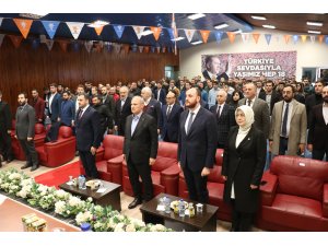 Ulaştırma ve Altyapı Bakanı Turhan Yalova'da Gençlik Buluşması'na katıldı: