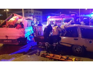 Çanakkale’de trafik kazası: 2 yaralı