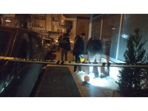 Küçükçekmece’de silahlı saldırı:1 yaralı