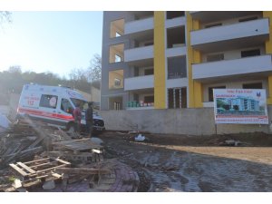 İlk iş gününde inşaattan düşerek yaralandı