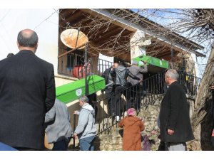 Engelli aileyi ölüm ayırdı
