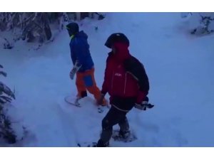 Kartalkaya’da kaybolan 3 kayakçıyı jandarma kurtardı