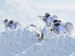 MSB: Metina bölgesinde PKK'lı 2 terörist etkisiz hale getirildi