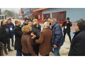 Kulüp başkanı ve futbolcu babası arasında maç sonrası gerginlik