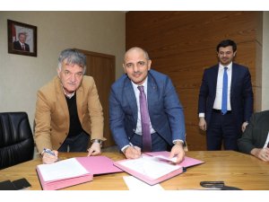 Körfez Belediyesi’nde imzalar atıldı