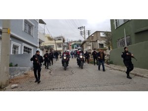 Hatay’da K9 köpekleriyle uyuşturucu uygulaması