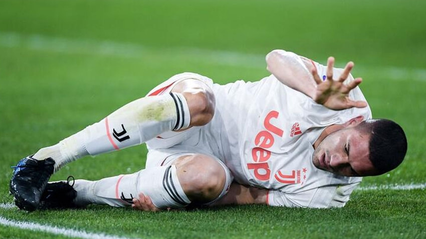 Merih Demiral’a büyük moral