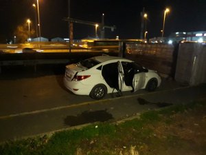 Bahçelievler’de park halindeki araçta patlama: 2 yaralı