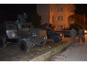 Osmaniye’de uyuşturucu satıcılarına şafak baskını