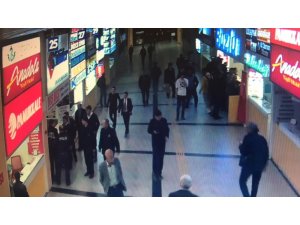 Cinayet anı güvenlik kamerasında