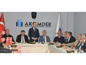 AKAMDER’de "Müteahhitlik Yasası" konuşuldu