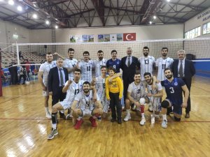 Büyükgöz’den yılbaşı kartı gönderen minik öğrencilere ziyaret