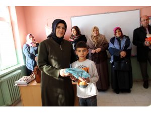 Suşehri'nde "Minik kalpler ısınıyor" projesi