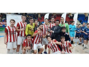 Gençler futsal müsabakaları tamamlandı