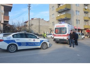 Cami çıkışı 76 yaşındaki yaşlı adama araç çarptı