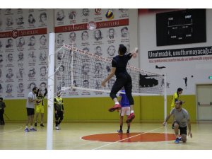 Elazığ’da bir mahalle, kötü alışkanlıklardan sporla uzak duruyor