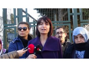 Eşini öldürüp cesedini arabada gezdiren kocanın yargılanmasına devam edildi