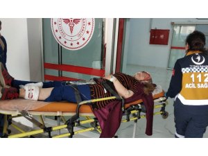 Kadın arkadaşını silahla vurup polise teslim oldu