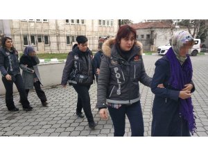 Samsun’da FETÖ’den 2 kişiye adli kontrol, 5 kişinin gözaltı süresi uzatıldı