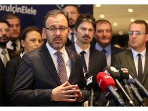 Bakan Kasapoğlu: “Spor camiası olarak meclisimizin yaptığı çalışmalara katkı vereceğiz”