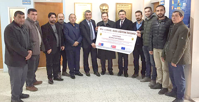 Köy ortaokulu öğretmenleri İspanya yolcusu