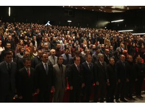 Öğretmenlere "Sahne Sanatı Olarak Öğretmenlik Konferansı" verildi