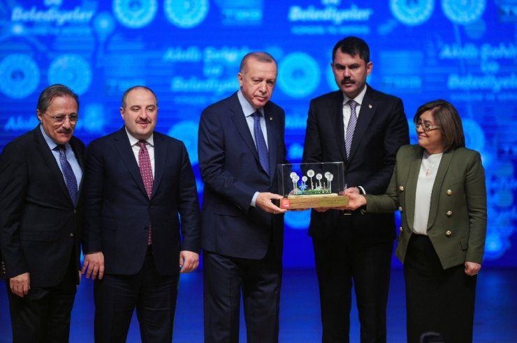 Çevre ve Şehircilik Bakanı Kurum: "Kanal İstanbul, İstanbul Boğazı’nı koruma ve kurtarma projesidir”
