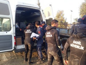 Amik Ovası’nda tekne alabora oldu, 1 kişi kayboldu