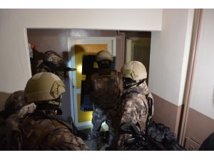 Bursa’da şafak vakti dev uyuşturucu operasyonu...