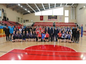Okullar Arası Genç A Kız Voleybol İl Birinciliği Müsabakaları Tamamlandı