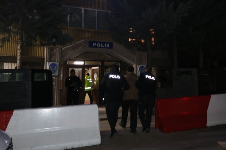 Küçük yaştaki çocuğuna tır kullandıran sürücü hakkında yasal işlem yapıldı