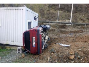 Gümüşhane’de gizli buzlanma kazaya neden oldu: 2 yaralı