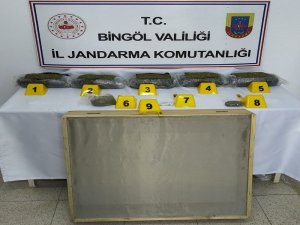 Bingöl’de 5,5 kilo toz esrar ele geçirildi