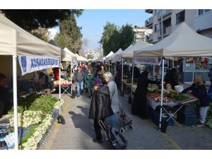Kuşadası’nda yöresel pazara yoğun ilgi