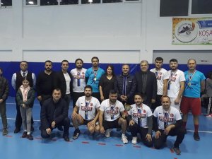 Kaş’ta voleybolun şampiyonu belli oldu