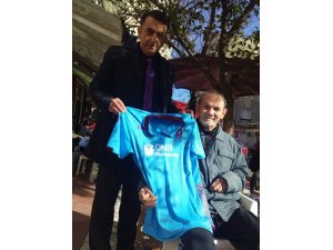 Trabzonspor’dan Eynesilli engelli vatandaşa forma jesti