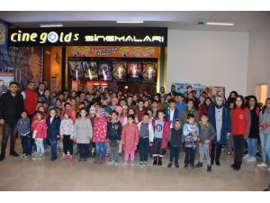Isparta’daki gençler ’Beyaz Hüzün’ filmini izledi