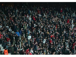 Avcı’ya tepki, Sivasspor’a alkış