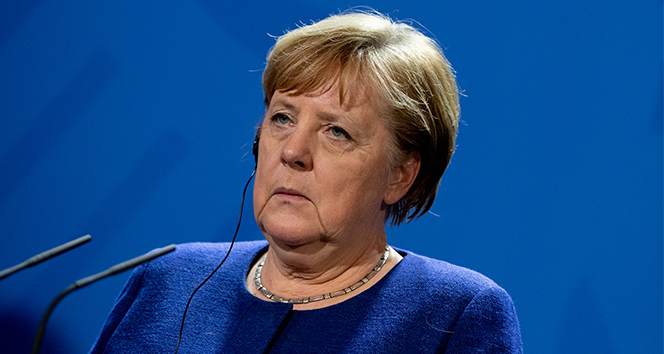 Merkel: Libya'daki krizin çözümü askeri olmayacak