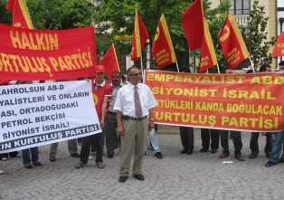 Hükümeti ihanetle suçladı