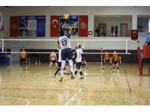 Haliliye Belediyespor liderliğini sürdürüyor