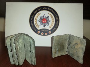 Denizli'de İncil ele geçirildi