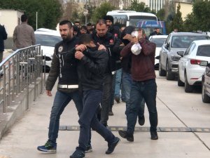 GÜNCELLEME - Adana merkezli uyuşturucu operasyonunda 12 zanlı tutuklandı