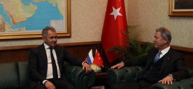 Bakan Akar Rus mevkidaşı Şoygu ile görüştü
