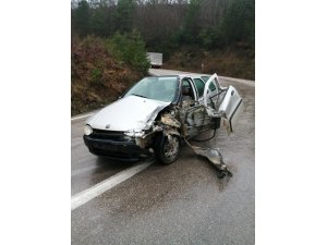 Sinop’ta trafik kazası: 1’i çocuk 3 yaralı